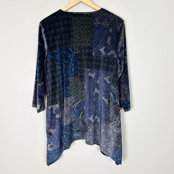 Chico's Velvet Tunic Top Floral Dark Boho Asymmetric Size 2 Large Women's - Picture 3 of 4
